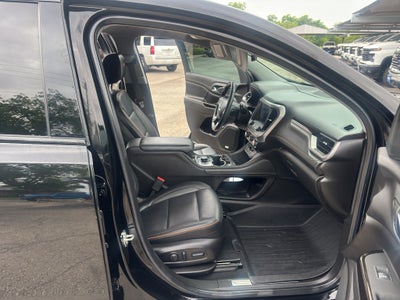 2023 GMC Acadia AWD AT4