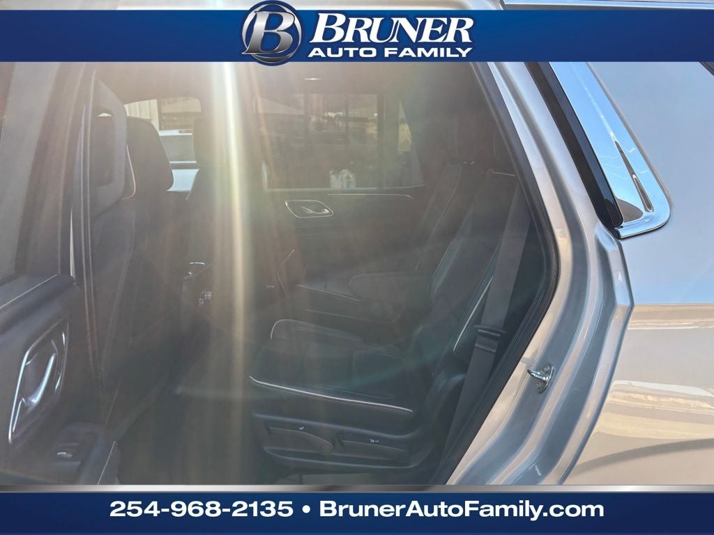 2023 GMC Yukon 4WD SLT