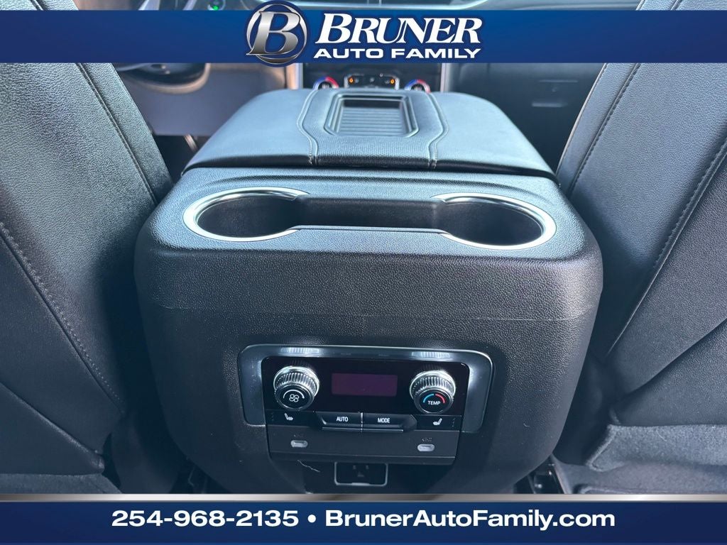 2023 GMC Yukon 4WD SLT