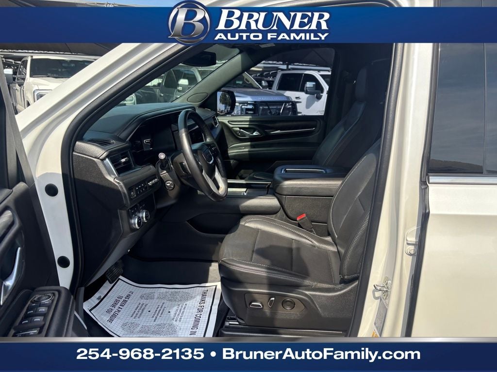 2022 GMC Yukon 4WD Denali