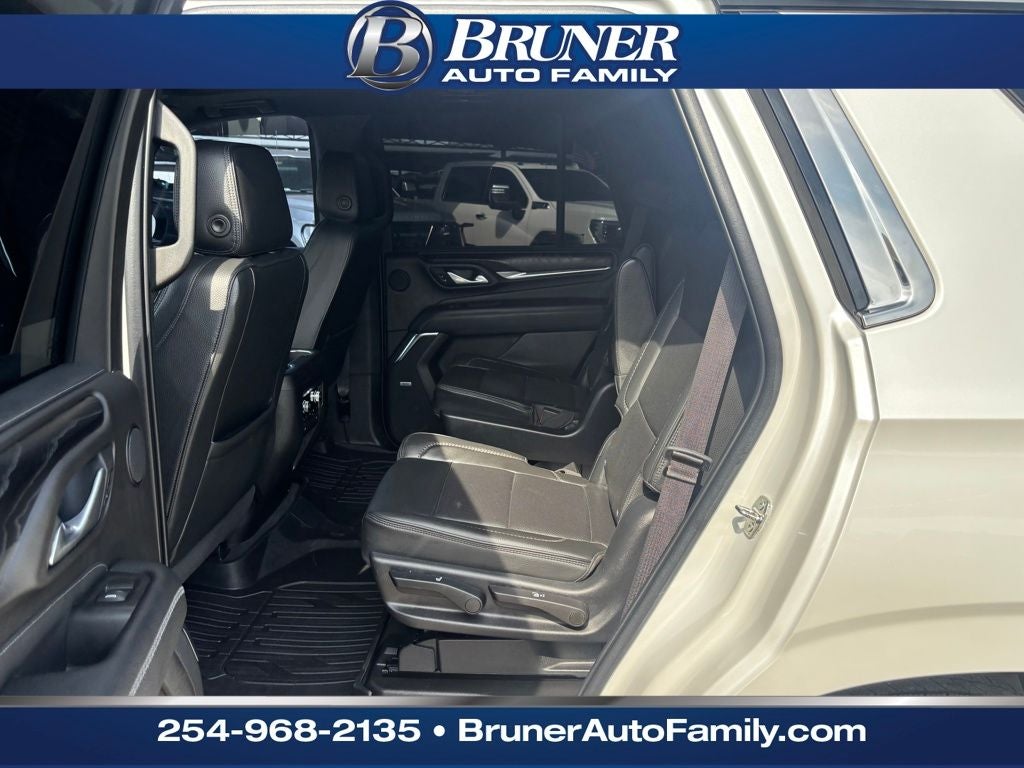 2022 GMC Yukon 4WD Denali