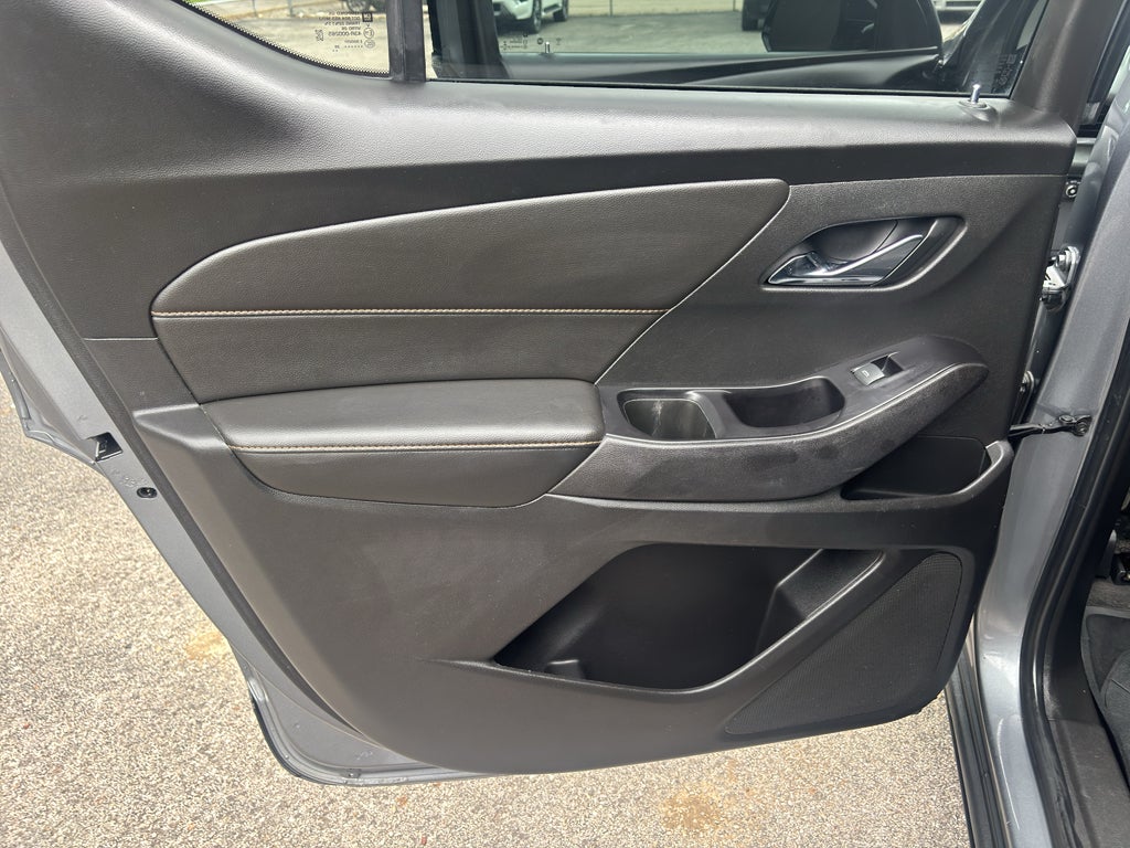 2020 Chevrolet Traverse FWD LS