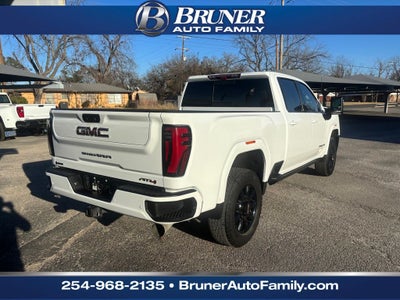 2024 GMC Sierra 2500HD 4WD Crew Cab Standard Bed AT4