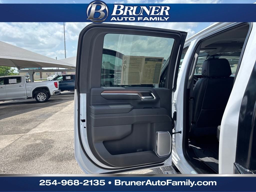 2024 GMC Sierra 3500HD 4WD Crew Cab Long Bed Denali