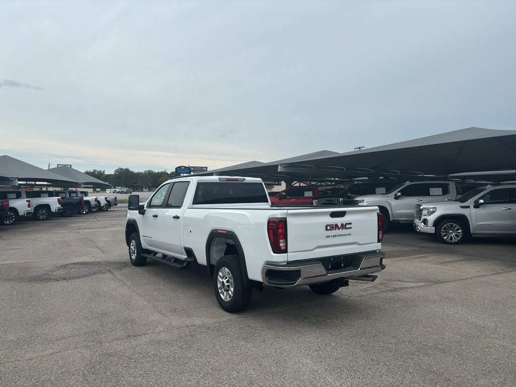 2026 GMC Sierra 2500 HD Crew Cab, Long Bed, Pro, RWD