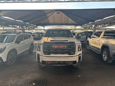 2026 GMC Sierra 2500 HD Crew Cab, Standard Bed, AT4, 4WD