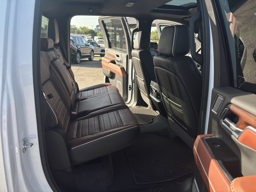 2025 GMC Sierra 3500HD 4WD Crew Cab Long Bed Denali Ultimate