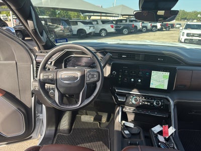 2025 GMC Sierra 3500HD 4WD Crew Cab Long Bed Denali Ultimate
