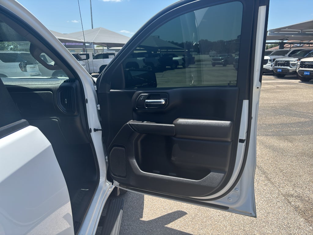 2025 GMC Sierra 1500 2WD Crew Cab Short Box Pro