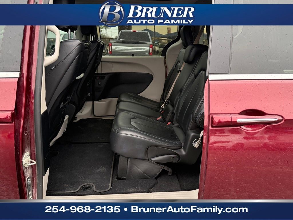 2021 Chrysler Pacifica Touring L