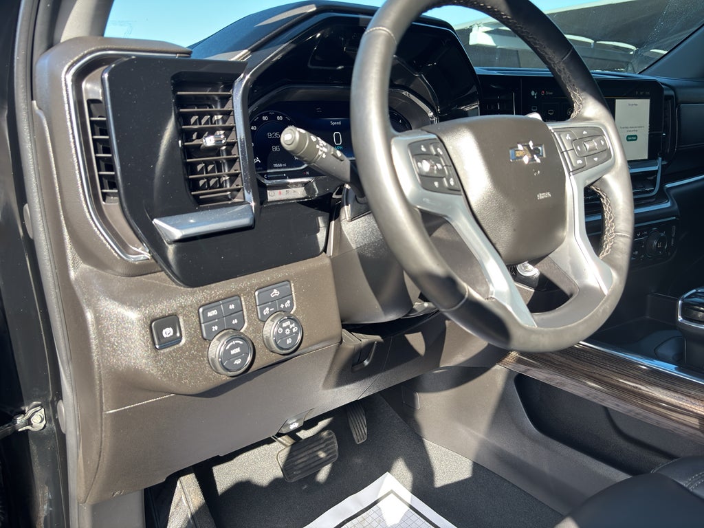 2025 Chevrolet Silverado 1500 4WD Crew Cab Short Bed RST