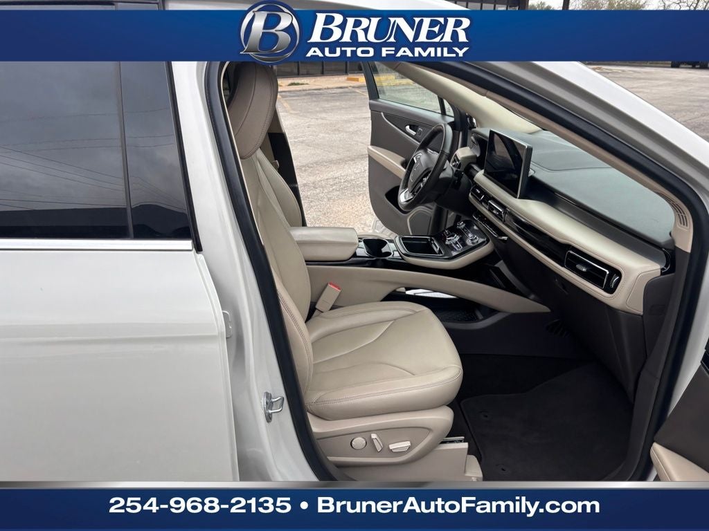 2023 Lincoln Nautilus Standard