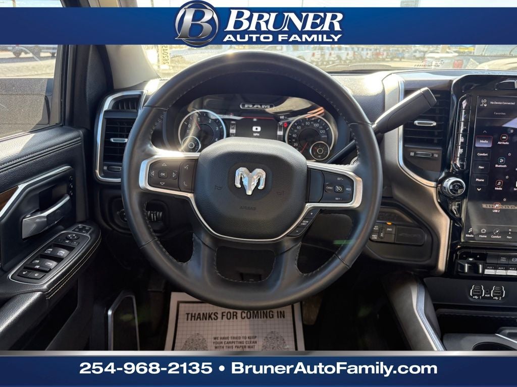 2024 RAM 3500 Laramie Crew Cab 4x4 8' Box