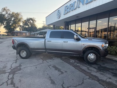 2023 RAM 3500 Limited Longhorn Crew Cab 4x4 8' Box