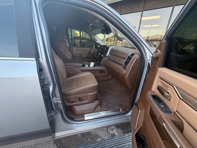 2023 RAM 3500 Limited Longhorn Crew Cab 4x4 8' Box