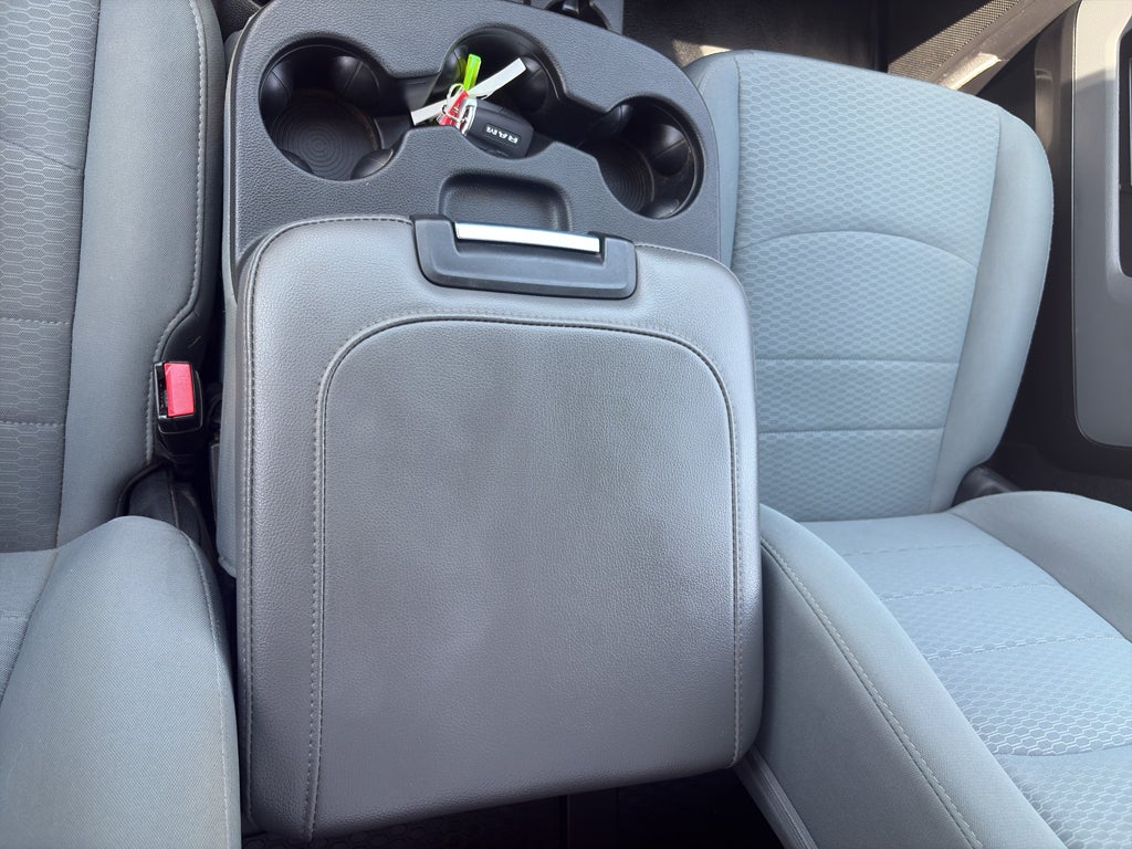 2017 RAM 2500 Tradesman Regular Cab 4x4 8' Box