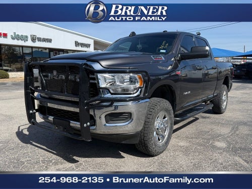 2022 RAM 2500 Tradesman Crew Cab 4x4 6'4' Box