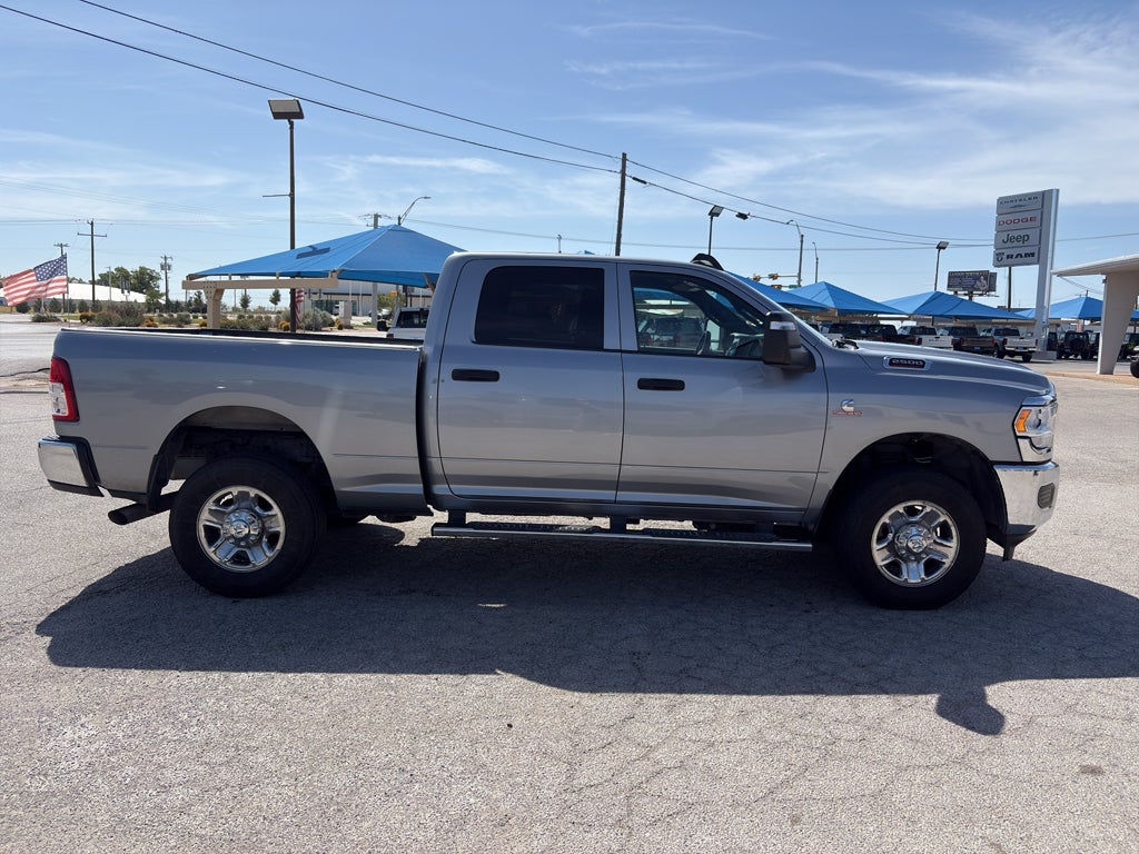 2024 RAM 2500 Tradesman Crew Cab 4x4 6'4' Box
