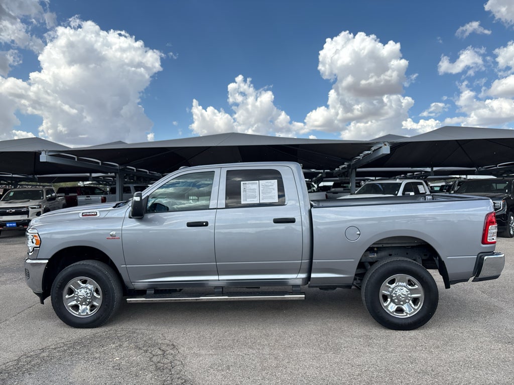 2024 RAM 2500 Tradesman Crew Cab 4x4 6'4' Box