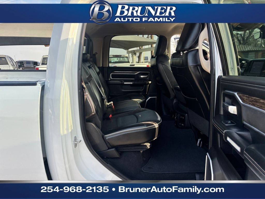 2019 RAM 2500 Laramie Crew Cab 4x4 6'4' Box