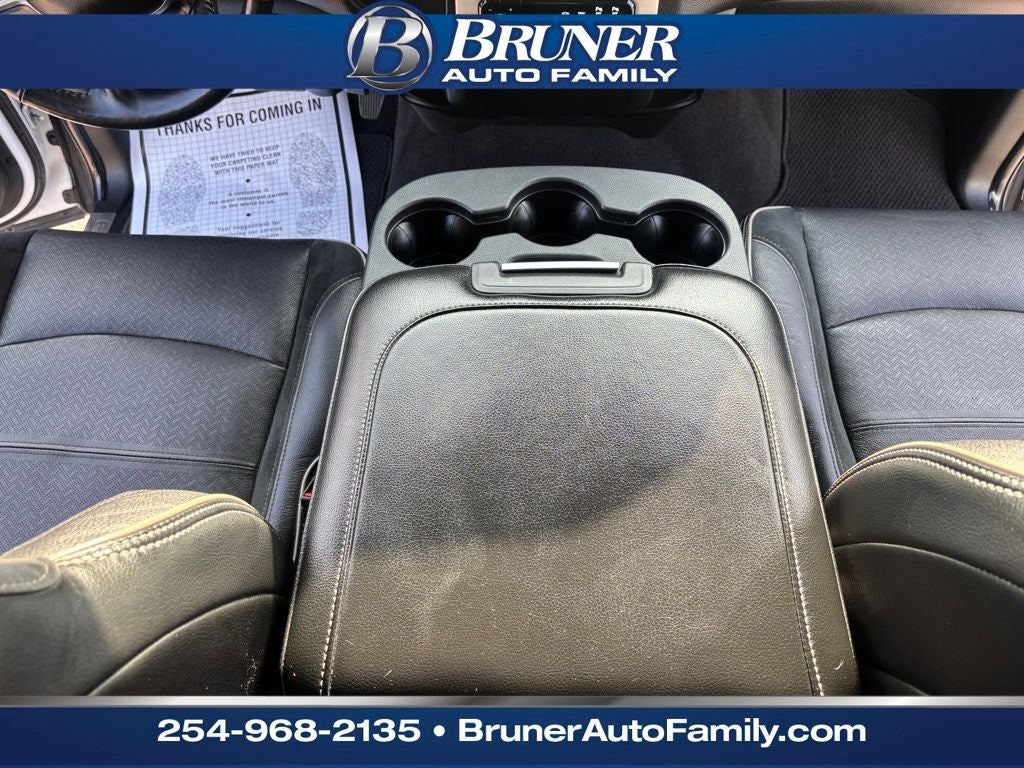 2019 RAM 2500 Laramie Crew Cab 4x4 6'4' Box