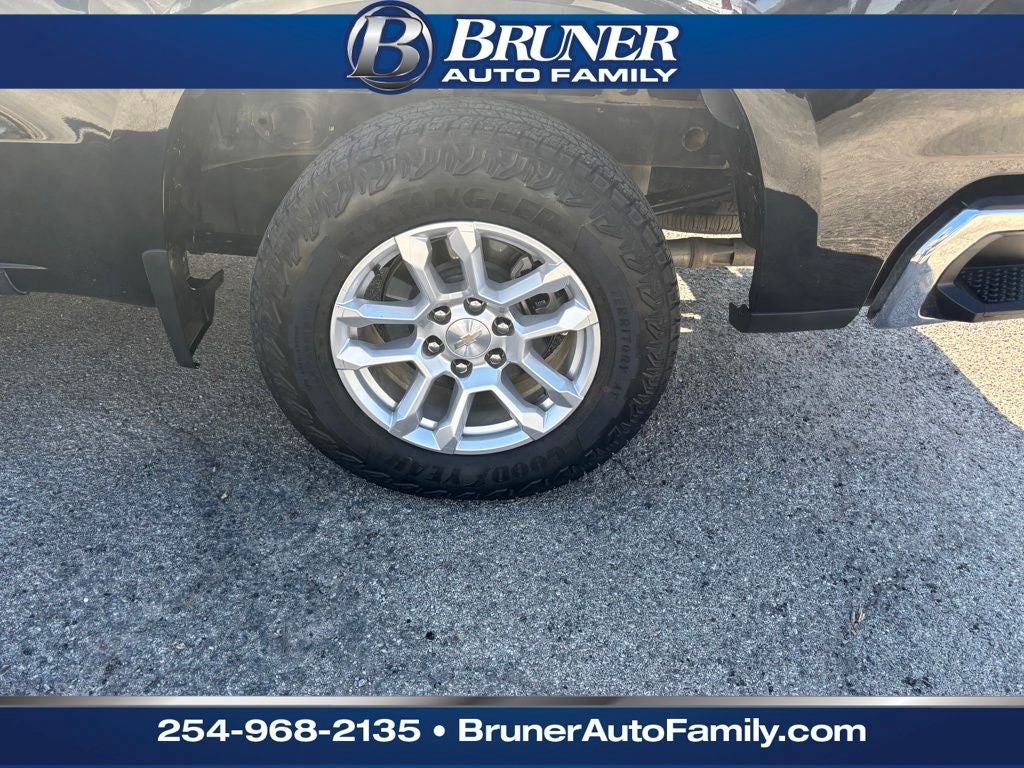 2024 Chevrolet Silverado 1500 4WD Crew Cab Short Bed LT