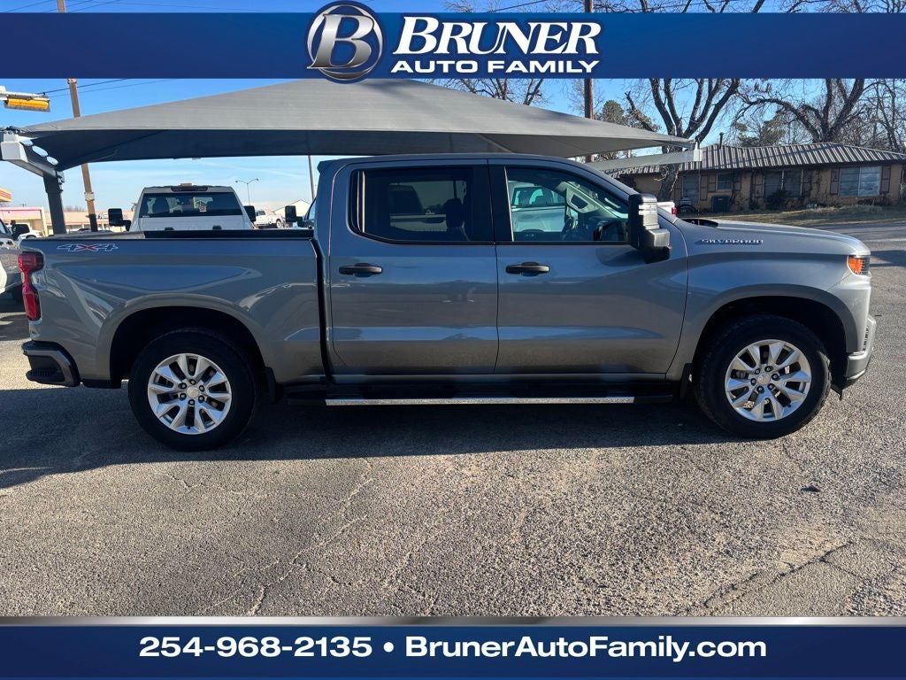 2020 Chevrolet Silverado 1500 4WD Crew Cab Short Bed Custom