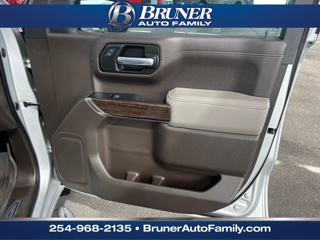 2021 GMC Sierra 1500 4WD Crew Cab Short Box SLE