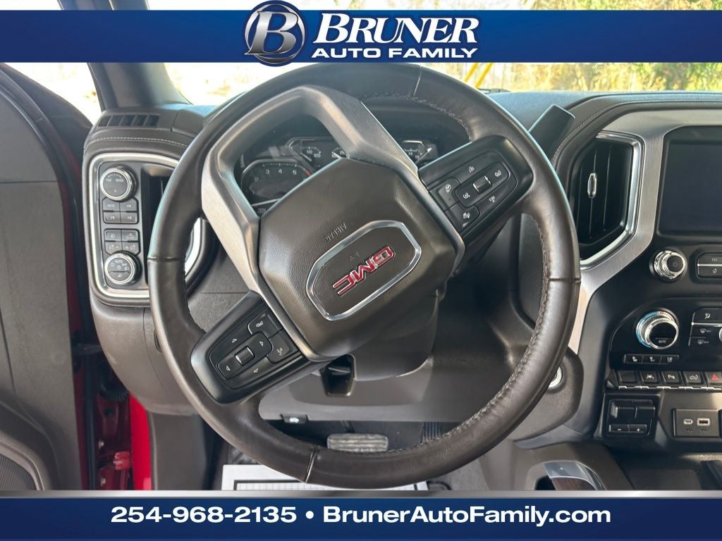 2022 GMC Sierra 1500 Limited 4WD Crew Cab Short Box SLT