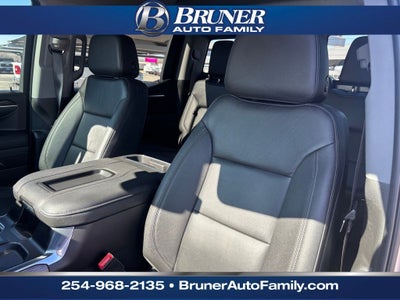 2022 GMC Sierra 1500 4WD Crew Cab Short Box Elevation