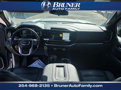 2022 GMC Sierra 1500 4WD Crew Cab Short Box Elevation