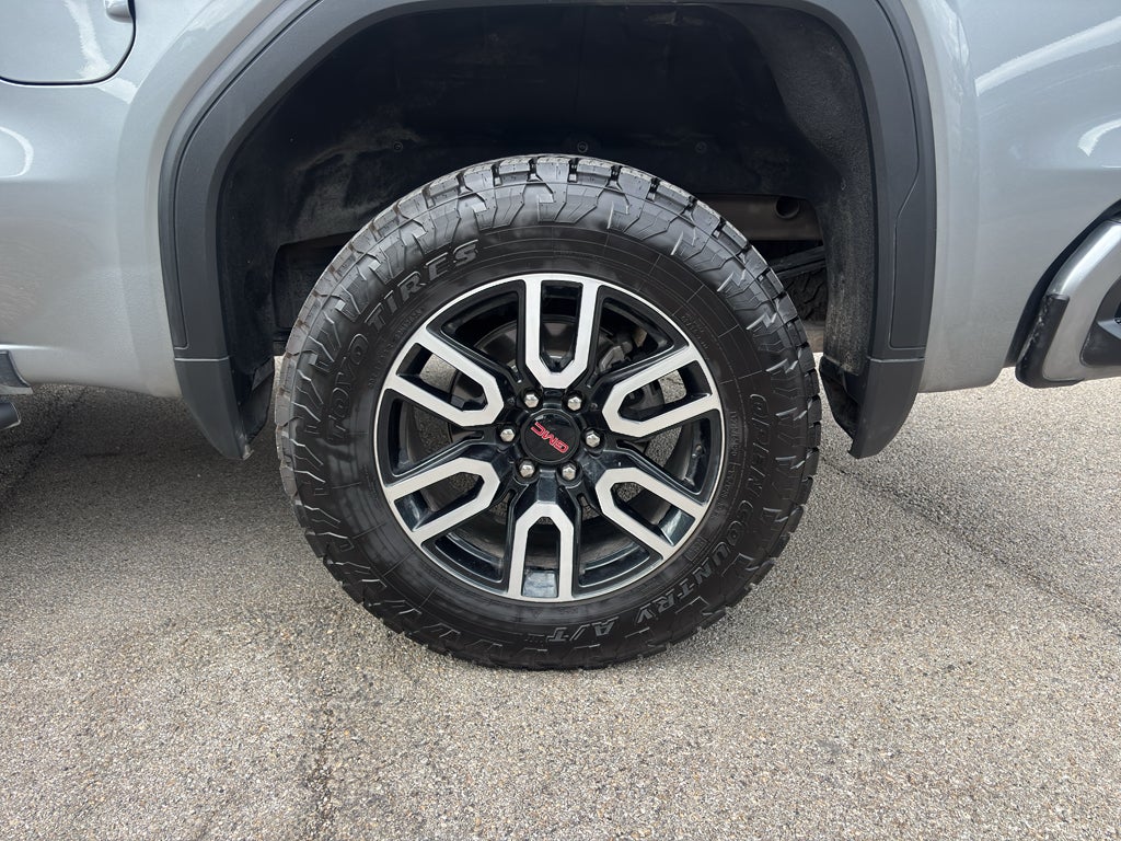 2024 GMC Sierra 1500 4WD Crew Cab Short Box AT4