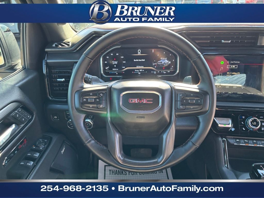 2025 GMC Sierra 1500 4WD Crew Cab Short Box AT4