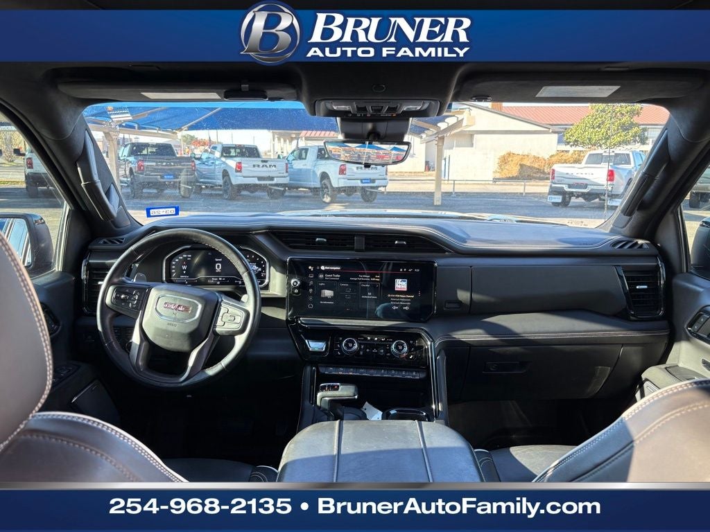 2023 GMC Sierra 1500 4WD Crew Cab Short Box AT4X