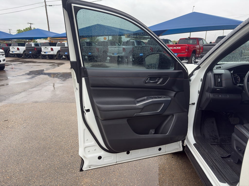 2024 Nissan Pathfinder Rock Creek 4WD
