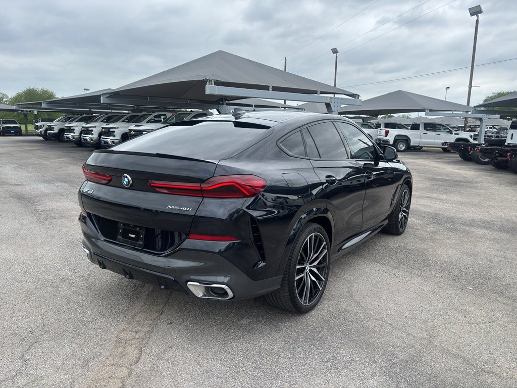 2023 BMW X6 xDrive40i