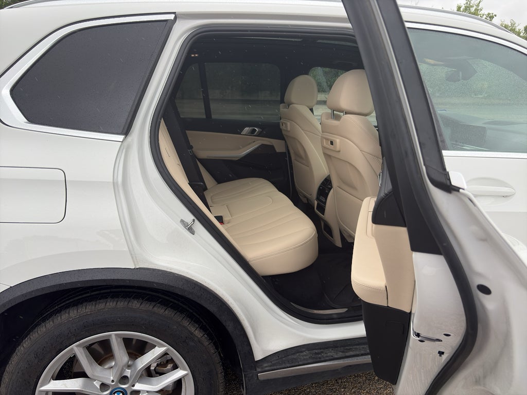 2022 BMW X5 PHEV xDrive45e