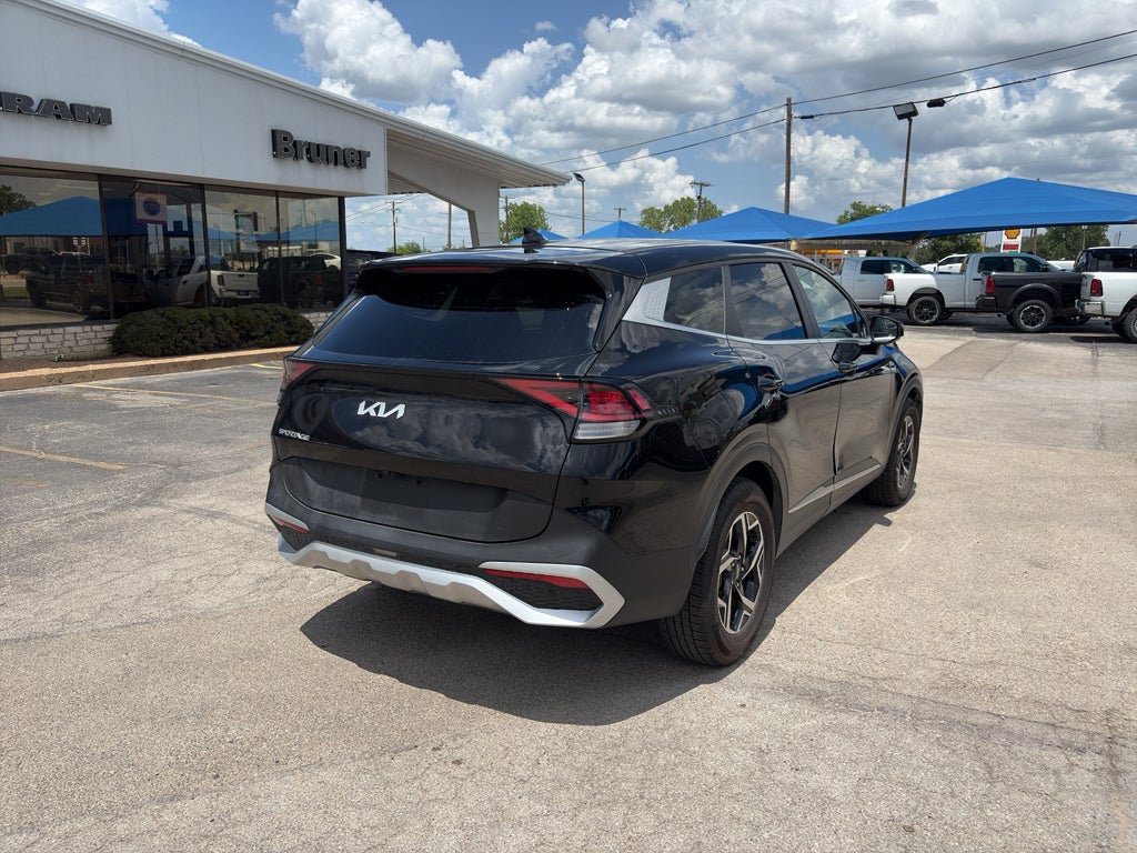 2023 Kia Sportage LX