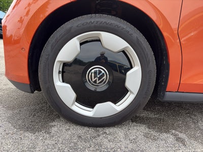 2025 Volkswagen ID. Buzz Pro S Plus with 4MOTION