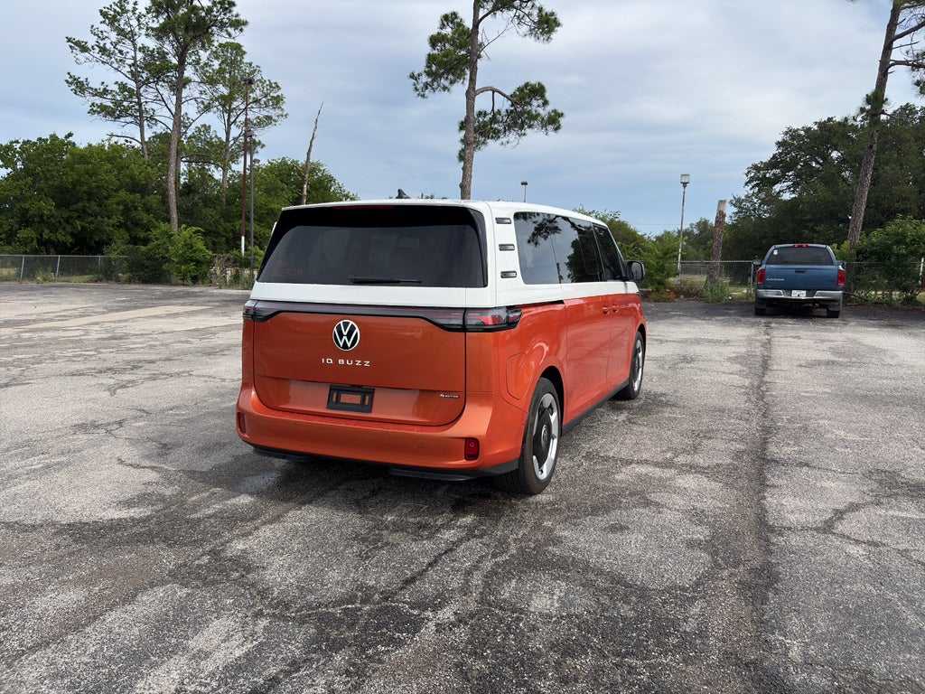 2025 Volkswagen ID. Buzz Pro S Plus with 4MOTION