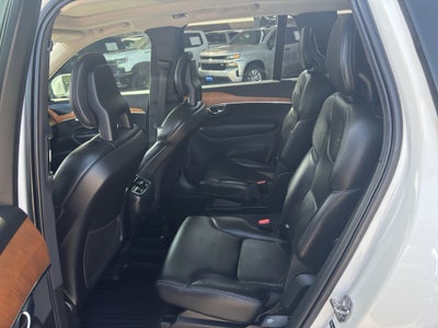 2021 Volvo XC90 T6 Momentum 6 Passenger