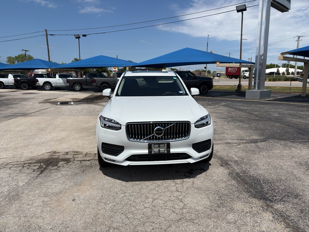 2021 Volvo XC90 Momentum