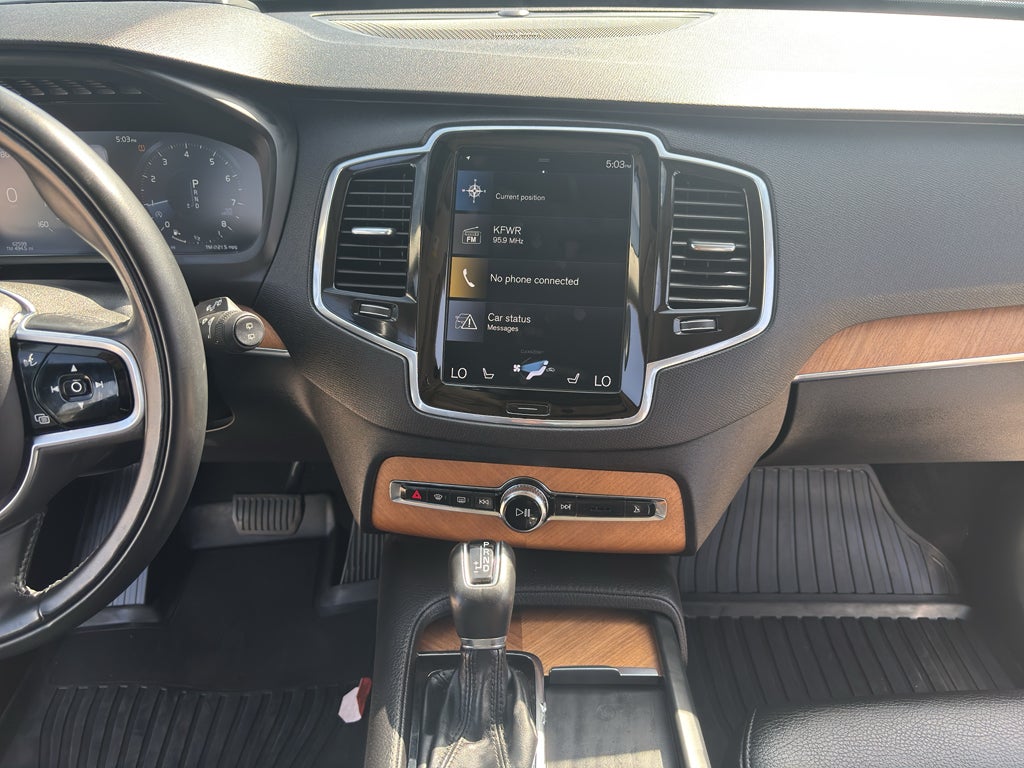 2021 Volvo XC90 T6 Momentum 6 Passenger